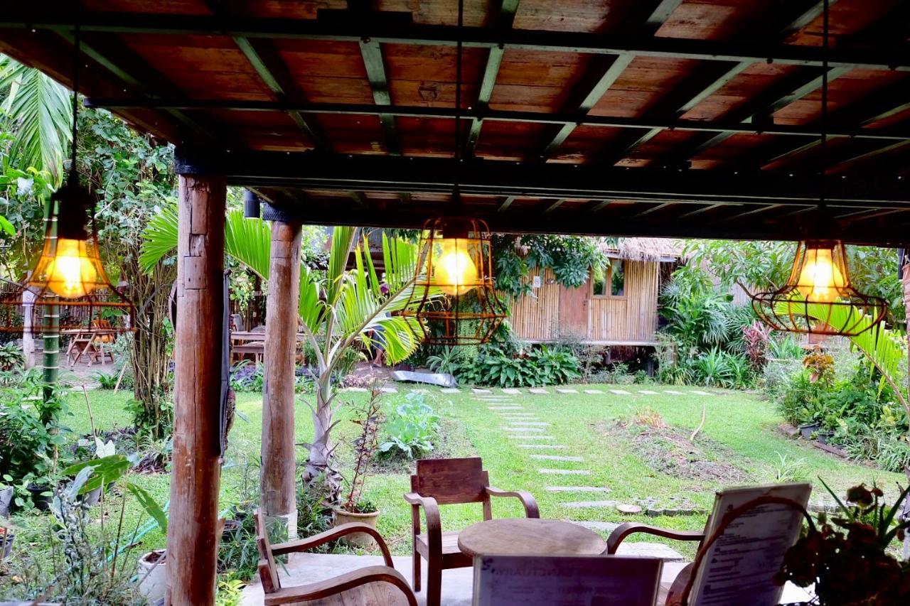 Bed and Breakfast Lanna House Lanna Hut Chiangmai Čiang Mai Exteriér fotografie
