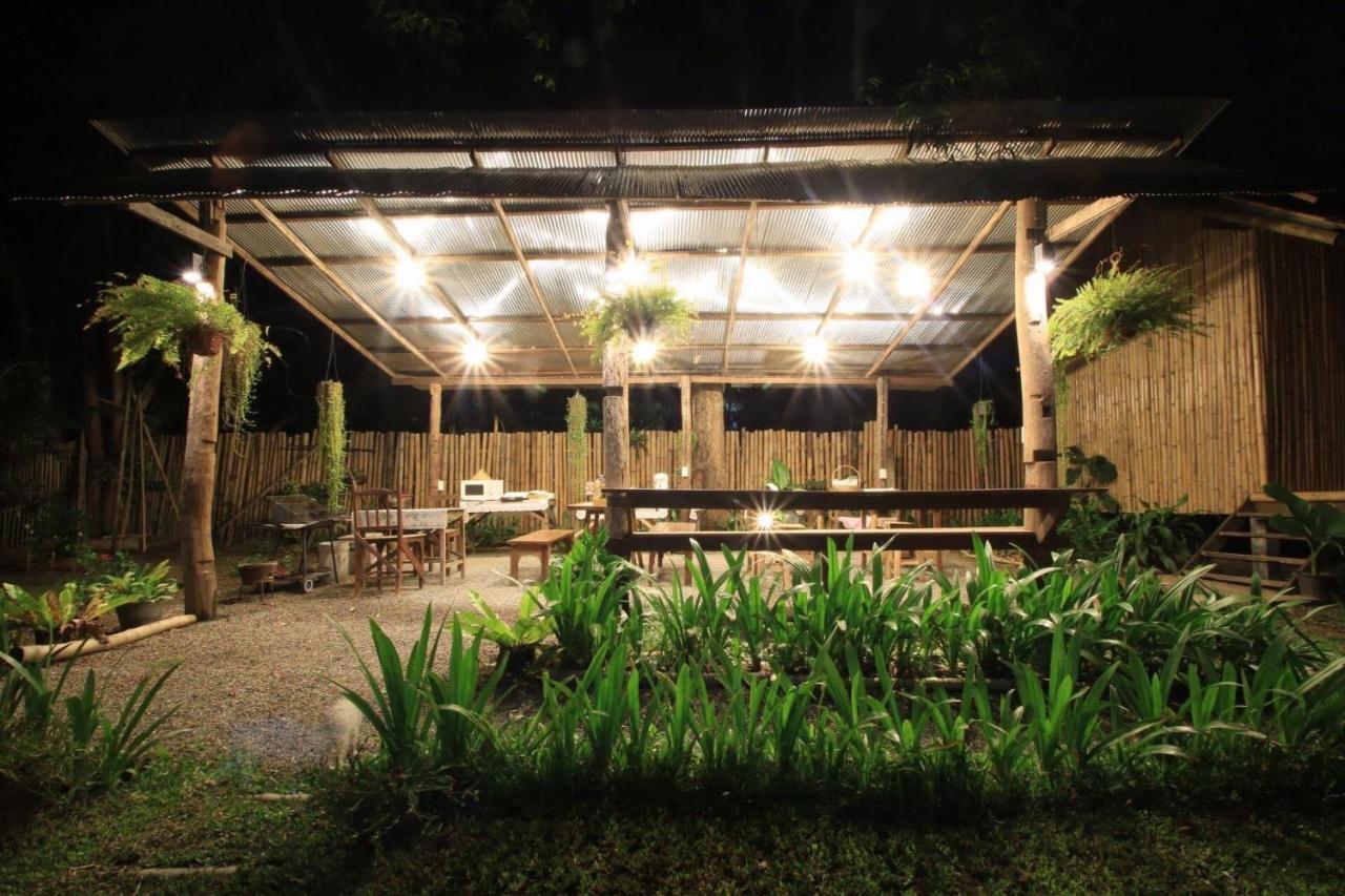 Bed and Breakfast Lanna House Lanna Hut Chiangmai Čiang Mai Exteriér fotografie
